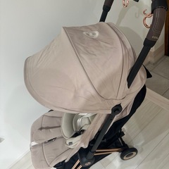 【美品、おまけ1万円以上付き
】Cybex/サイベックス　Coya/コヤ RoseGold Cozy-beige の画像