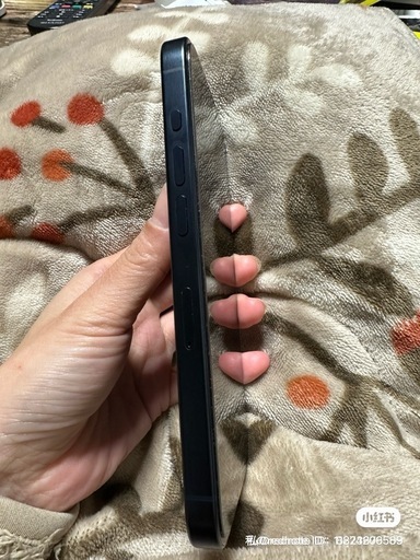 「大切に使っていた1台?美品 iPhone 15 Pro 512GB／付属フィルム付き」