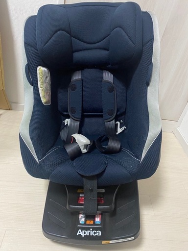 アップリカ　クルリラ　チャイルドシート