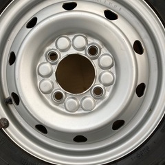 軽四スタッドレス145/80 R12 74Qの画像