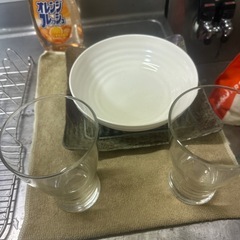 コップ　皿　洗剤　皿干しの画像