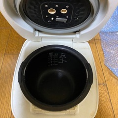 炊飯器の画像