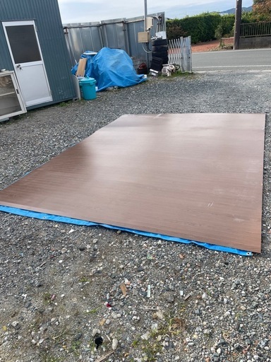 ウッドカーペット 大きさは、幅約350×奥行き約250