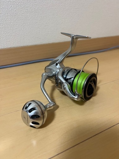 シマノ23ストラディック 4000xg釣り釣具