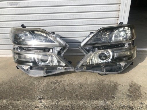 20 ヴェルファイア　純正ヘッドライト　左右セット