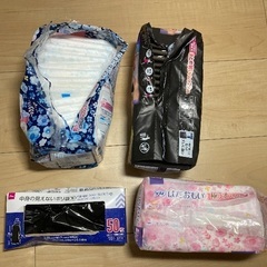 女の子の日用品（生理用品）の画像