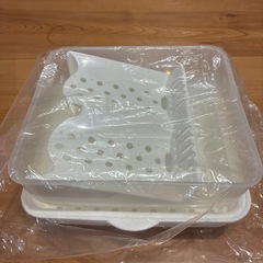 哺乳瓶レンジ消毒器の画像