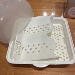 哺乳瓶レンジ消毒器の画像