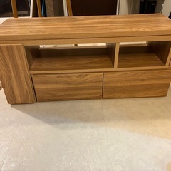テレビボードの画像
