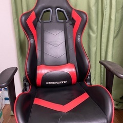 ゲーミングチェアの画像