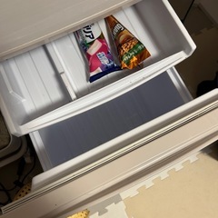 2015年式の冷蔵庫、ジャンクの画像