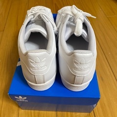 アディダス　superstar 27.5センチの画像