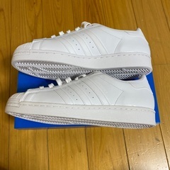 アディダス　superstar 27.5センチの画像
