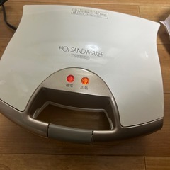 家電3点セット（電気ケトル、たこ焼き器、ホットサンドメーカー）の画像