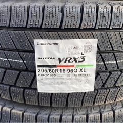 【新品】BRIDGESTONE 205/60R16 25年製　冬タイヤ　4本セットの画像