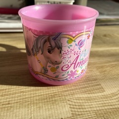 プリンセスソフィア弁当箱とカップセットの画像