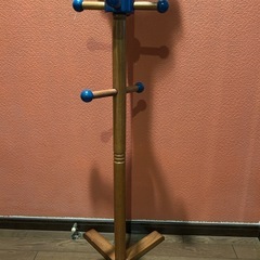 服やバックや色々掛ける物？の画像