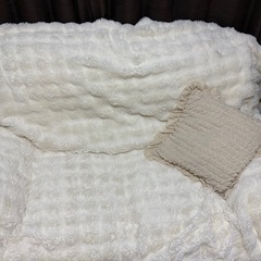 ニトリ 2人がけソファー ほつれありの画像