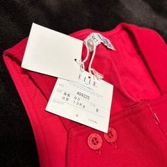 新品未使用✨️🏷️付きお洋服🎀の画像