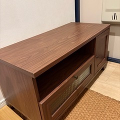 テレビ台の画像