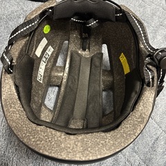 ヘルメット 黒の画像