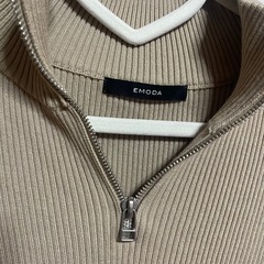 EMODA ハーフジップニットワンピース ベージュの画像