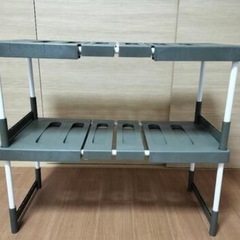 棚、シェルフ（分解可能）白と緑の画像