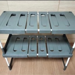 棚、シェルフ（分解可能）白と緑の画像