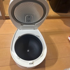 アイリスオーヤマ IH炊飯器 RC-IL50-Wの画像