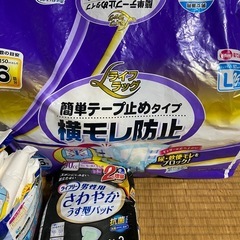 紙おむつ各種の画像