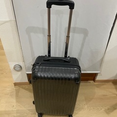 スーツケース　鍵なしの画像