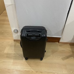 スーツケース　鍵なしの画像