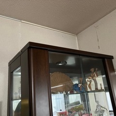 ライト付き収納棚コレクションの画像