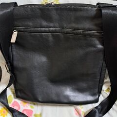 お譲りします。ショルダーバッグ2点の画像