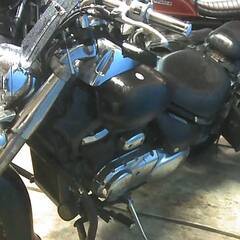 SUZUKI イントルーダー400クラシック 黒 車検残R8/7 格安提供車 半額配送キャンペーン 限定 現状渡し諸経費￥0- 横浜 P-Yardの画像