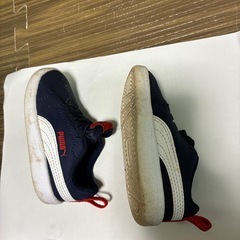 PUMA スニーカー13センチの画像