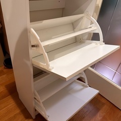 IKEAのシューズボックスの画像