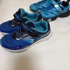 瞬足スニーカー19.0cm中古品の画像