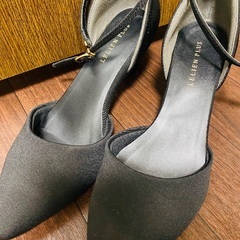 (受け渡し予定者とお話中)未使用 24cm ヒールの画像