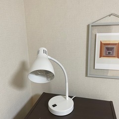 デスクライト　の画像