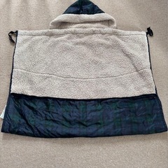 抱っこ紐防寒ケープの画像