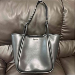 チャールズアンドキース　バッグの画像