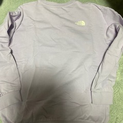 ノースフェイストレーナーの画像