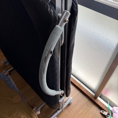 折りたたみ式簡易ベッドの画像