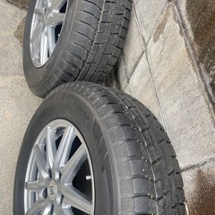 16インチ　スタッドレスタイヤ　　ホイールの画像