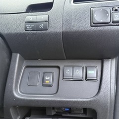 【総額44.8万円‼️】断然カッコいい！ハイブリッド後期型セレナ！の画像