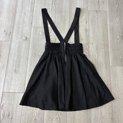 ストライプ　サスペンダースカートの画像