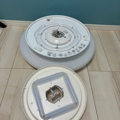 小中サイズLED照明です。の画像