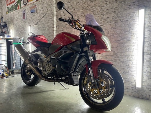 アプリリア Tuono 1000 RSV