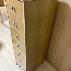 木製7段キャビネットの画像